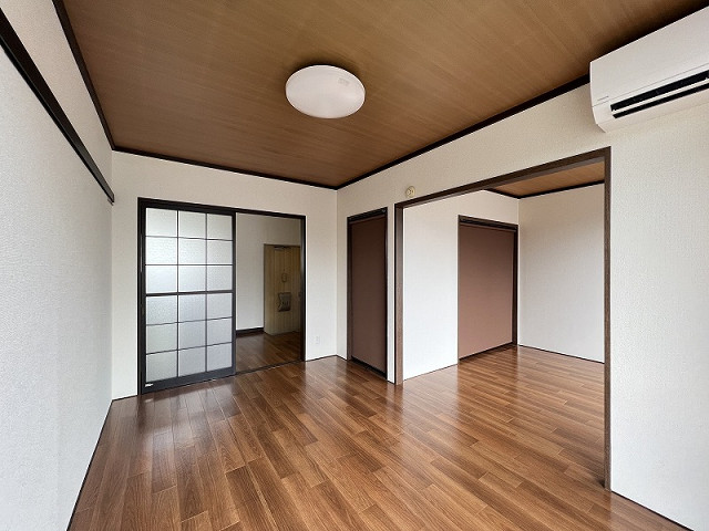 部屋２