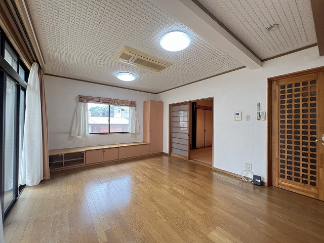部屋２