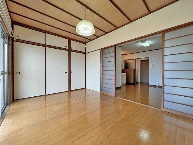 部屋２