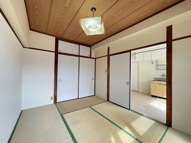 部屋２