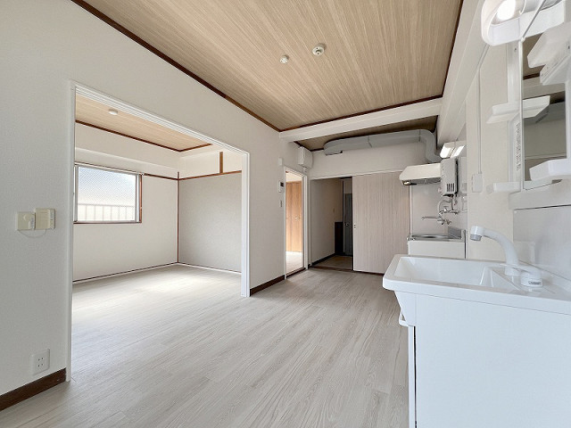 部屋２