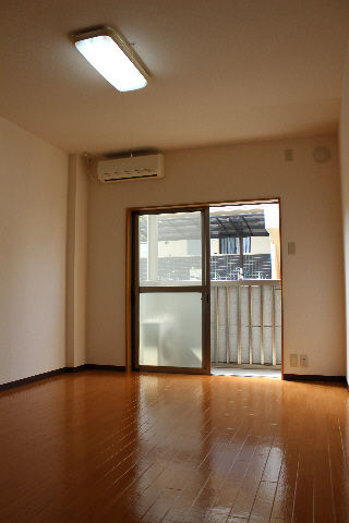 部屋２