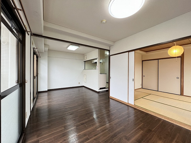 部屋２