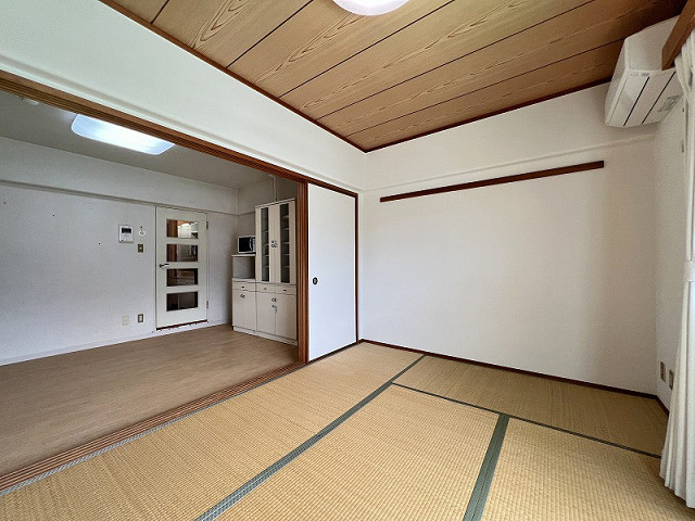 部屋２