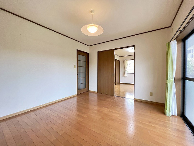 部屋２