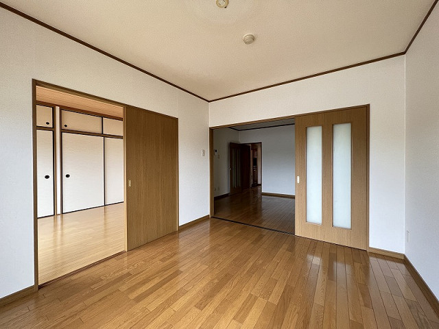 部屋２