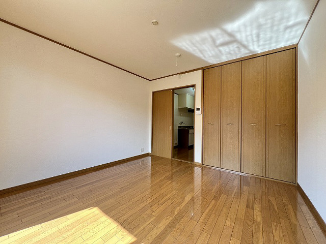 部屋２
