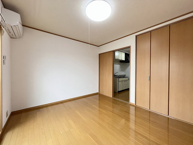 部屋２