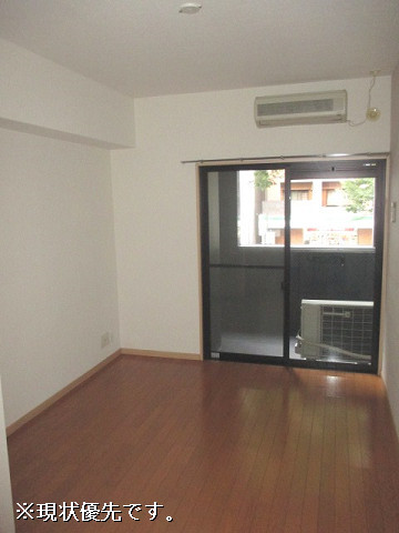 部屋３