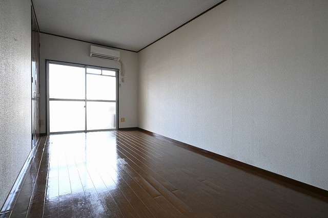 部屋２