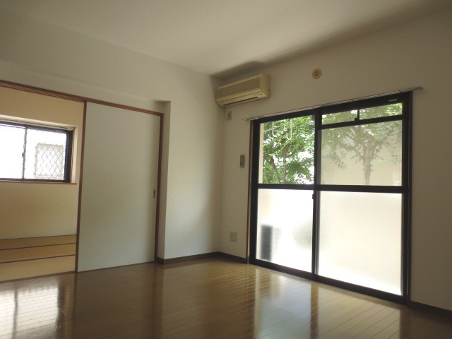 部屋２