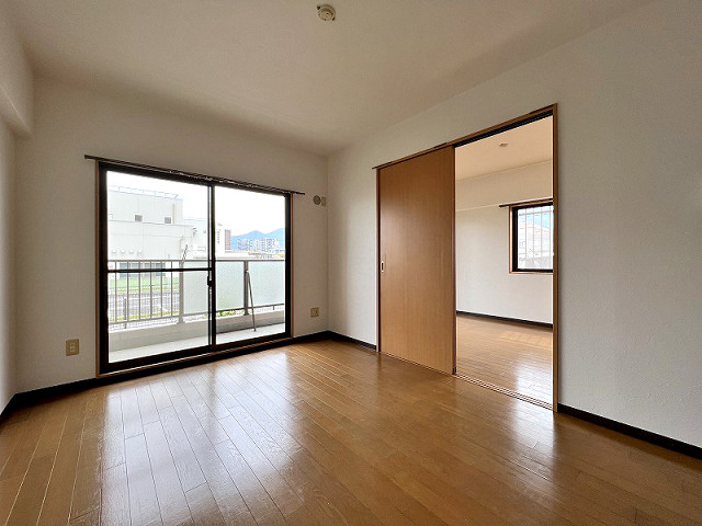 部屋３