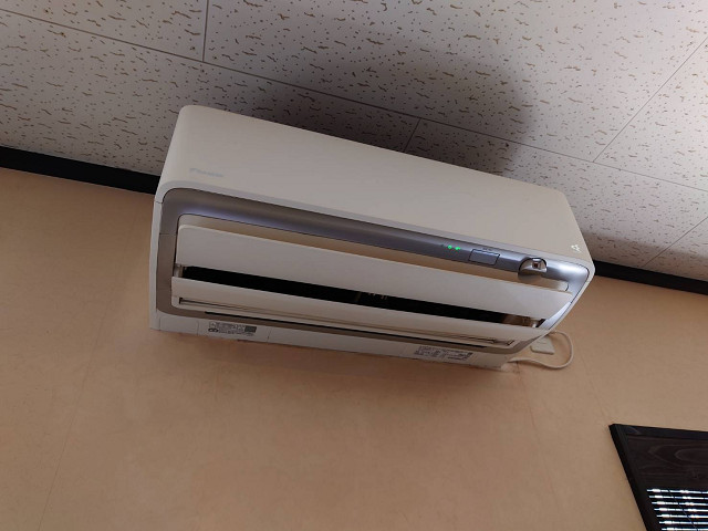 冷暖房器具