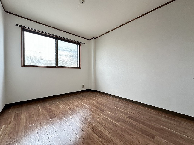 部屋３