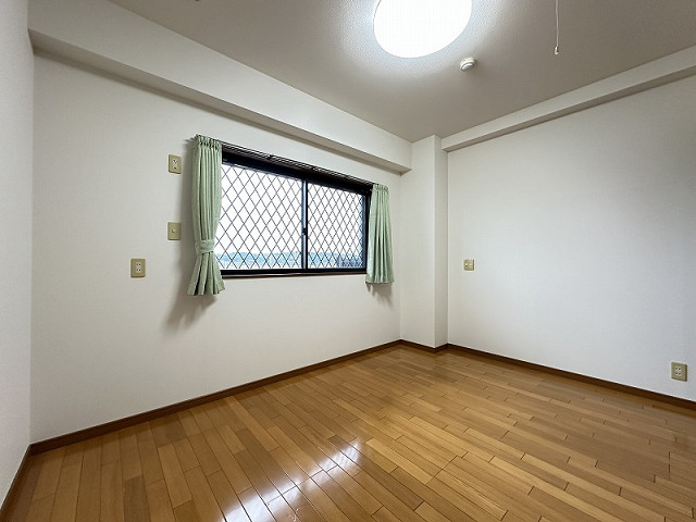 部屋３