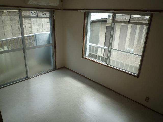部屋３
