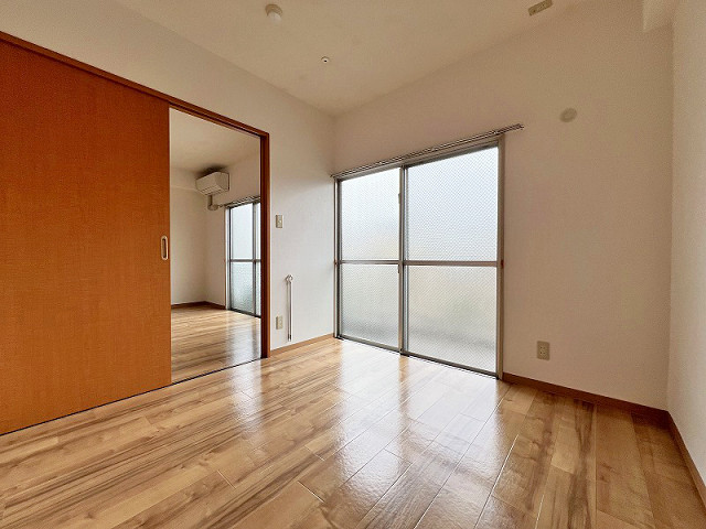 部屋３