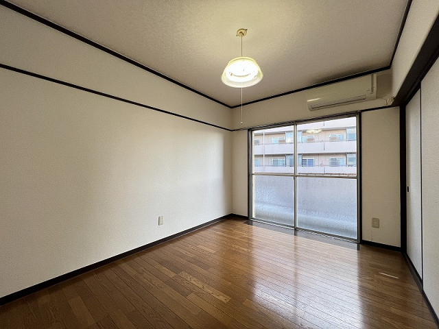 部屋３