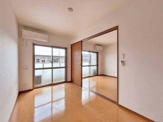 部屋３