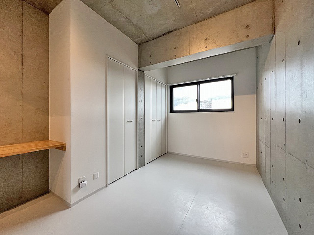 部屋３
