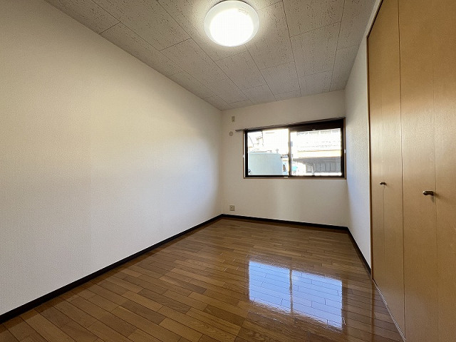 部屋３