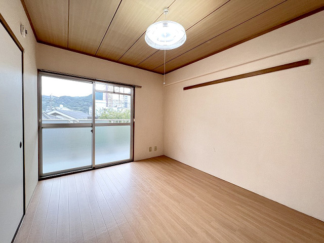 部屋３