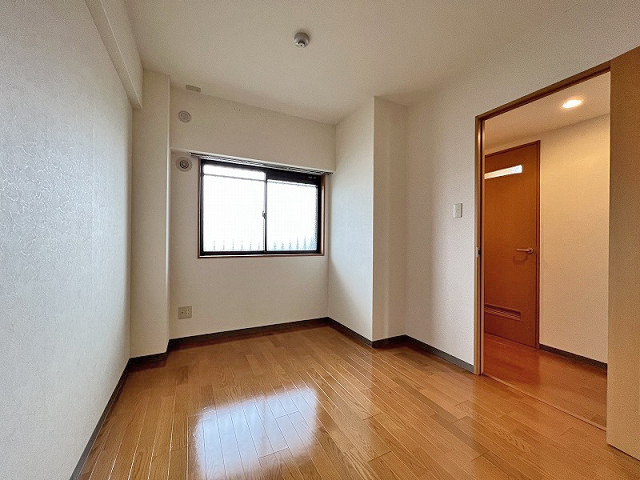 部屋３