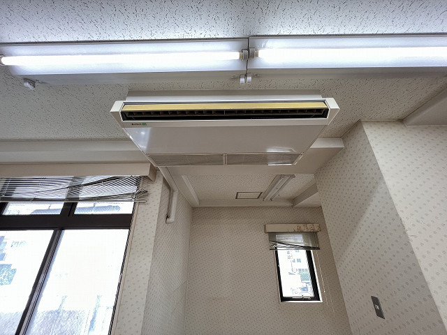 冷暖房器具