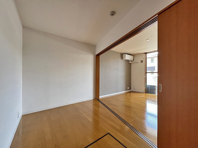 部屋３