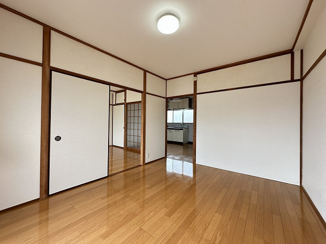 部屋３