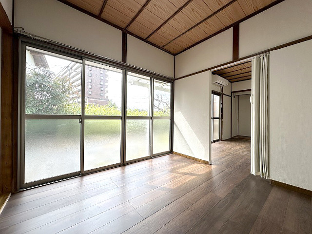 部屋３