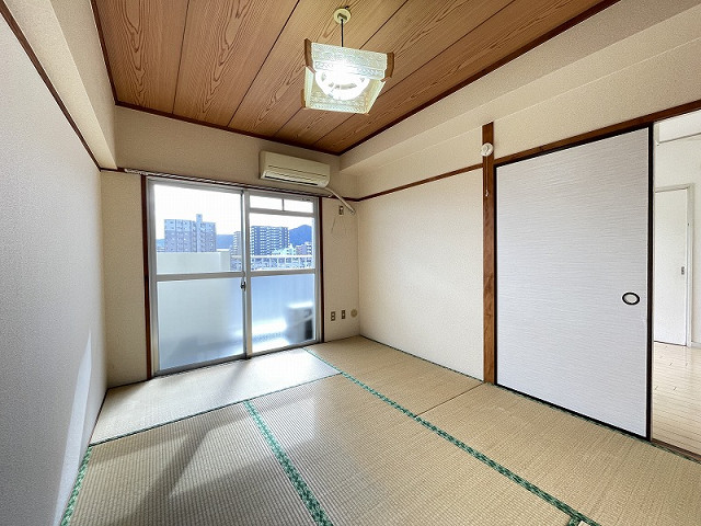 部屋３