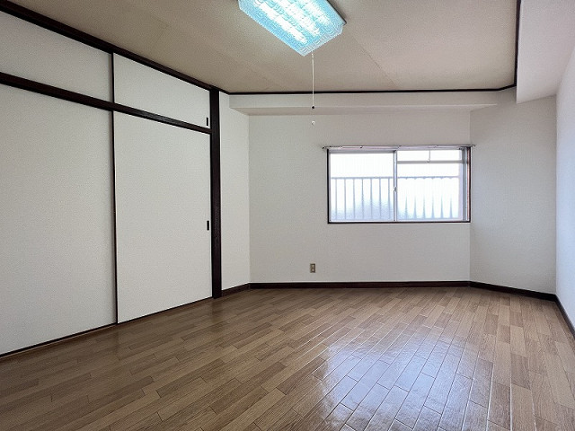 部屋３