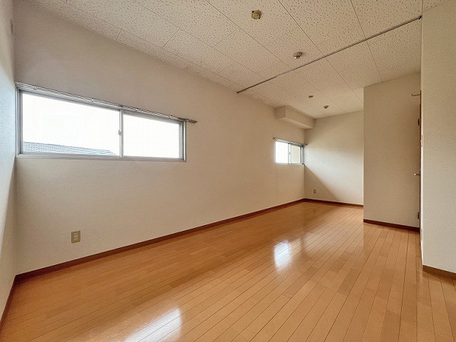部屋３