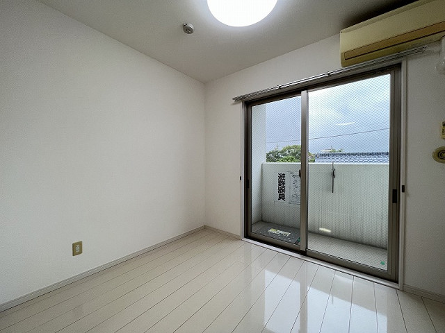 部屋３