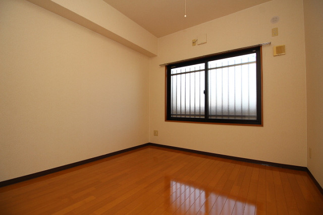 部屋３