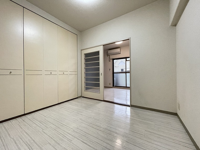 部屋３