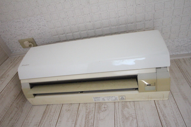 冷暖房器具
