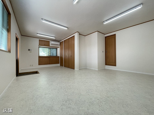 部屋３
