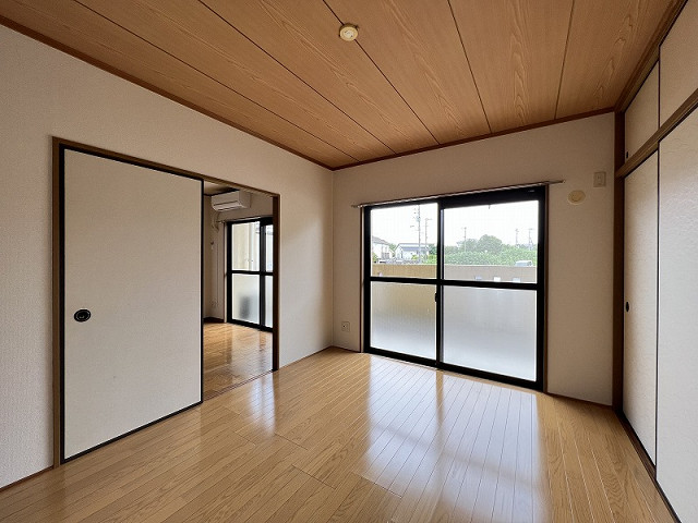 部屋３