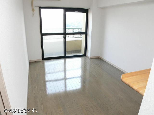 部屋３