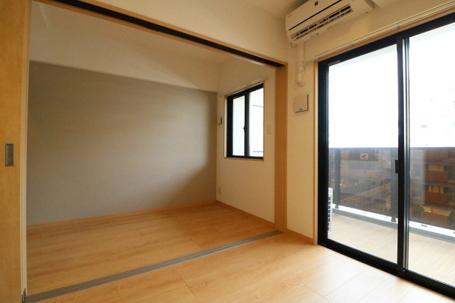 福岡市東区引き取り希望、近隣配送可　20インチ シルバー/ブラック リアンシエルブルーJR香椎 204号室の賃貸情報（福岡市東区香椎駅前1