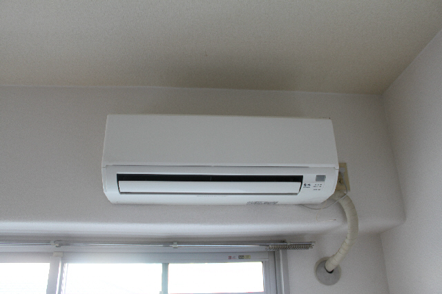 冷暖房器具