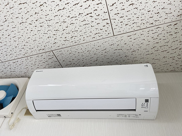 冷暖房器具