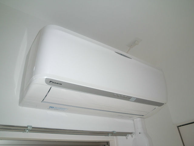冷暖房器具