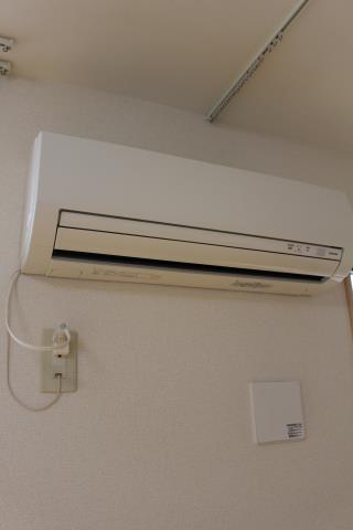冷暖房器具