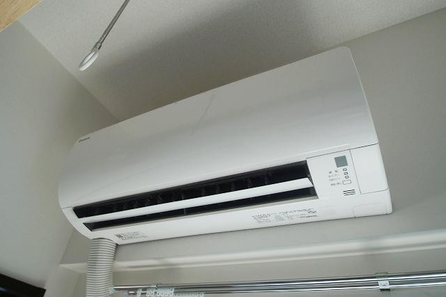 冷暖房器具