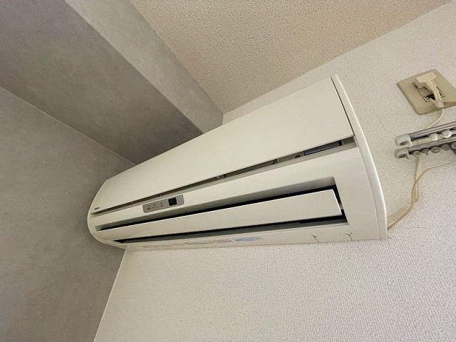 冷暖房器具