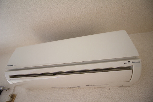冷暖房器具