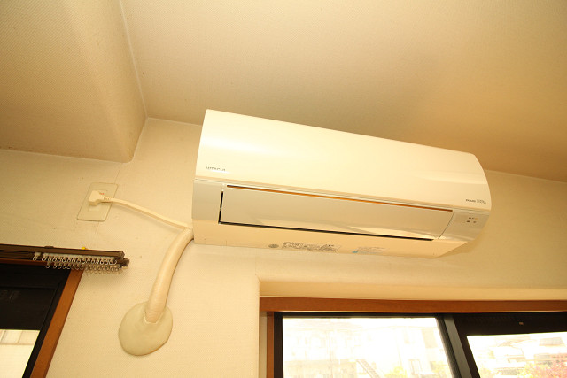 冷暖房器具